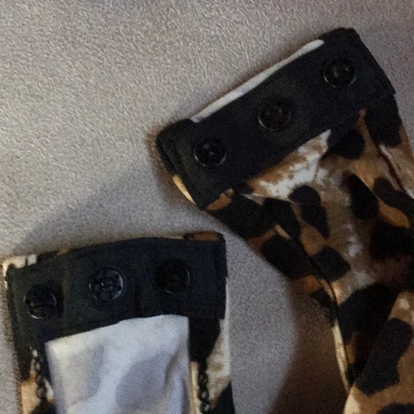 New! Leopard Print Bodysuit - Picture 5 of 5